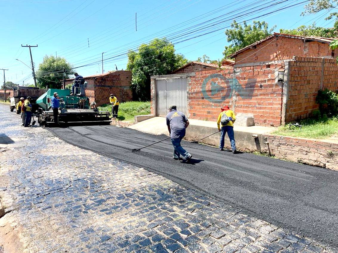 Ruas e avenidas de Teresina serão asfaltadas até a madrugada